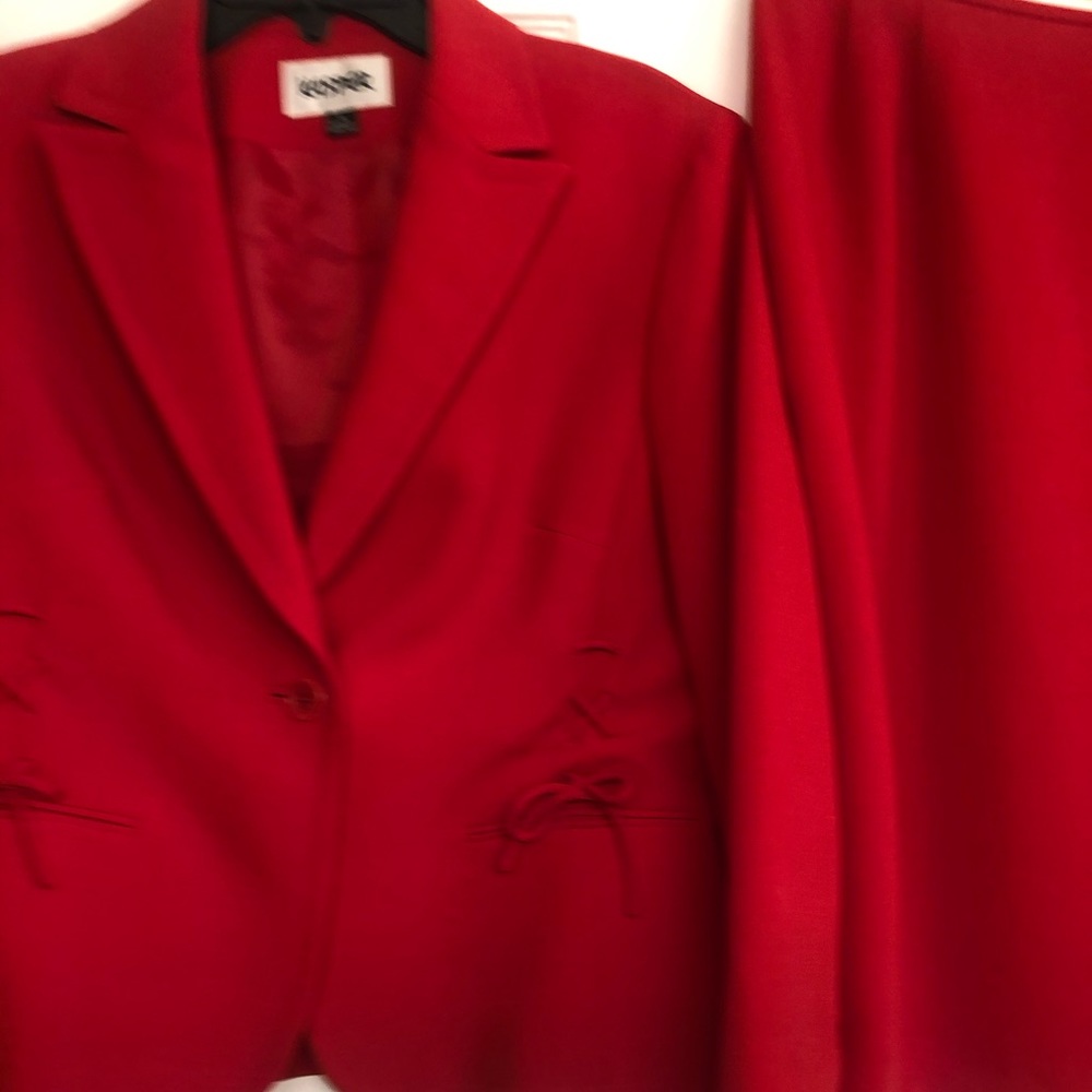 Ladies Jacket and Skirt Suit